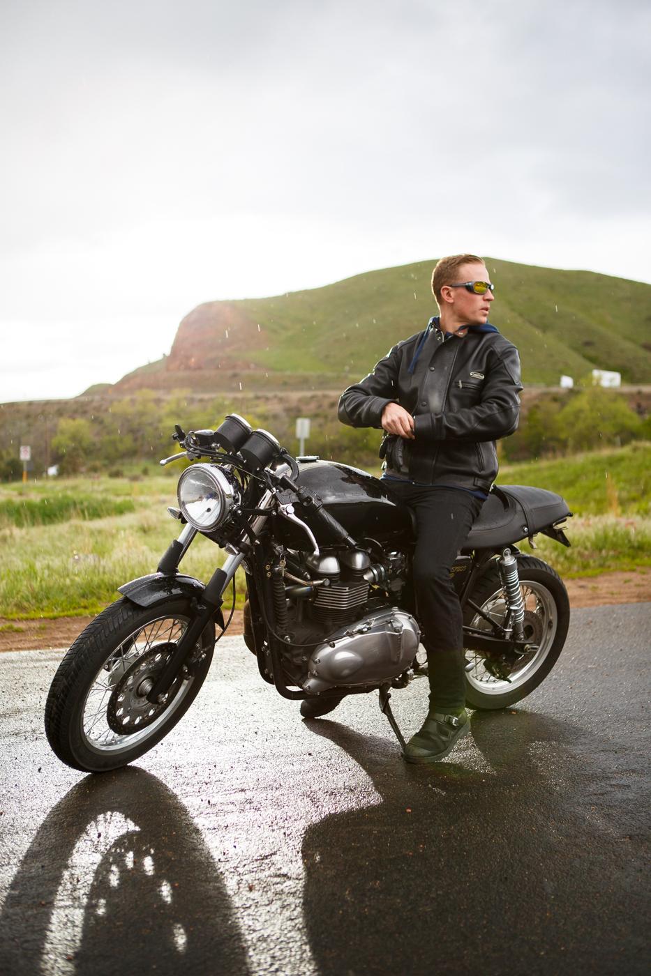 How to choose the right pair of sunglasses?